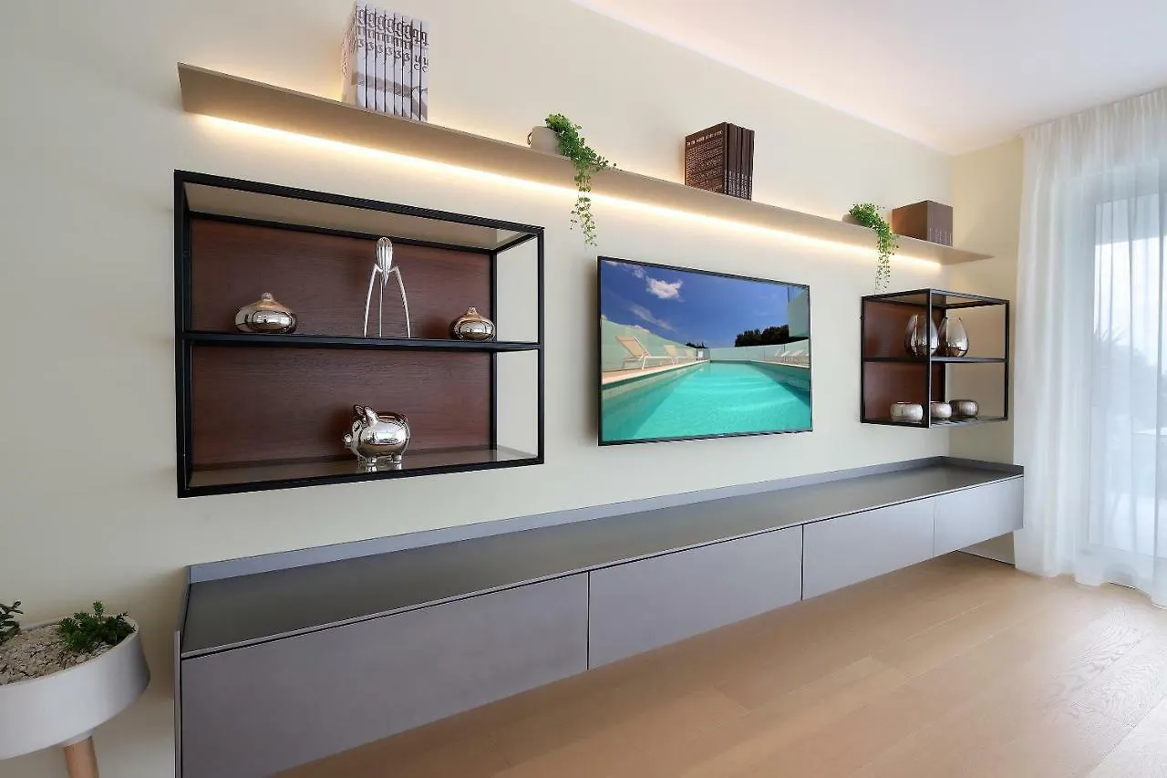 New Apartment With Swimming Pool Near The Beach Ičići 0*,  Kroatien